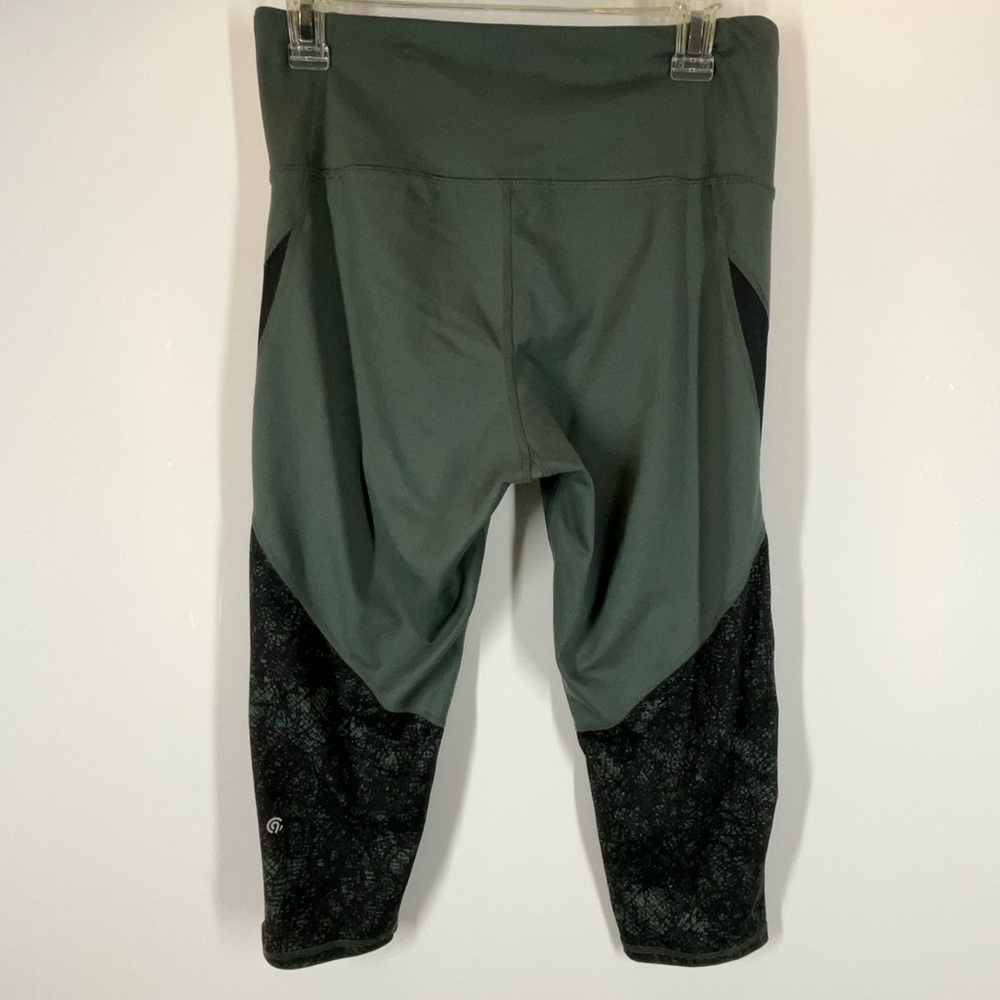 Champion Women’s Capris Legging US Women’s Size‎ Large Green Black - Picture 2 of 5